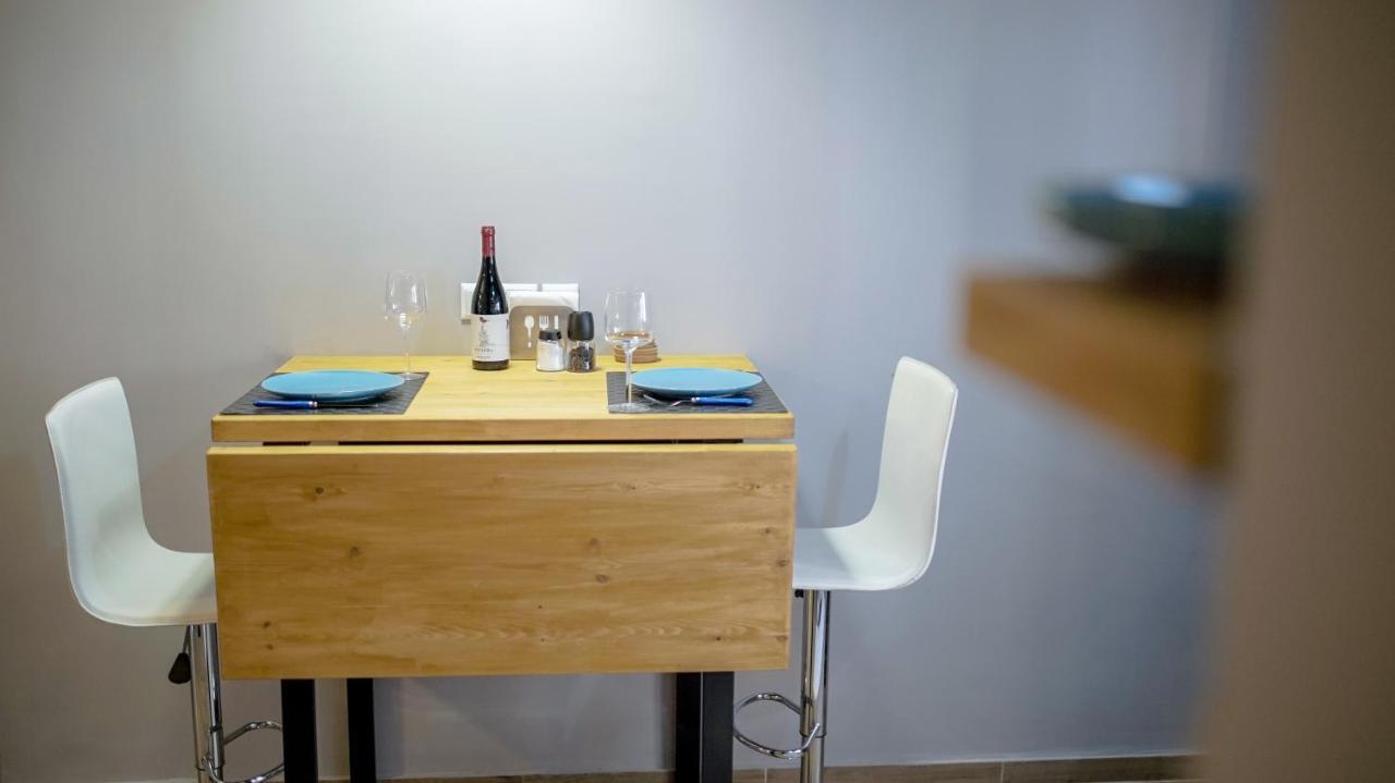 D16 Athens Apartment - 5' Mins To Petralona Metro المظهر الخارجي الصورة